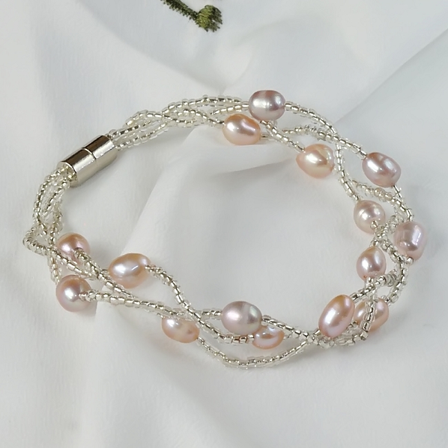 Pearl fancy fashionable bracelet