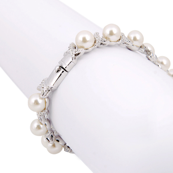 Alloy pearl bracelet