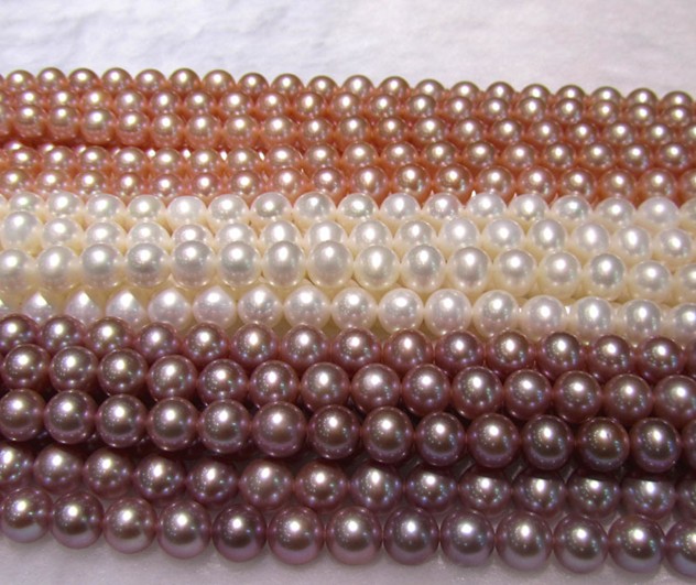 Are round pearl necklace